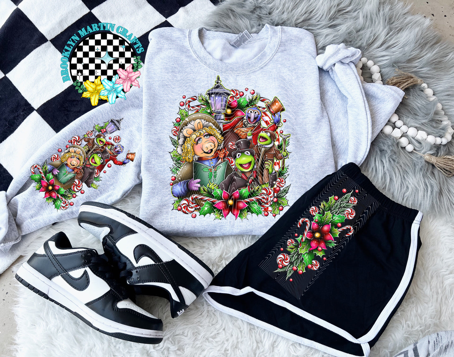 Christmas Mups T-SHIRT & HOODIE